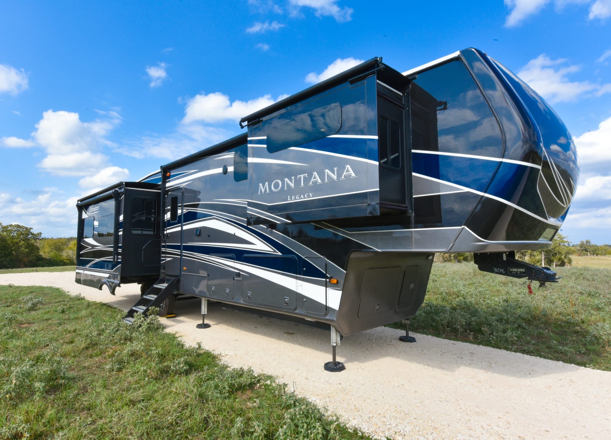 2023 41' Keystone Montana 3781RL Legacy Edition For Sale In Caldwell