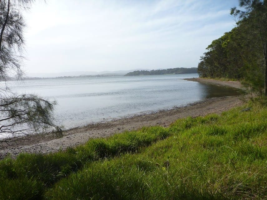 Green Point Circuit Walk (7.7km) Belmont, NSW