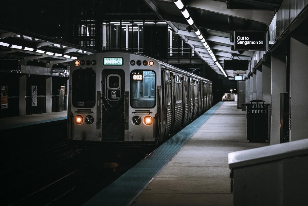How Did Elevated Trains and Subways Improve Urban Transportation