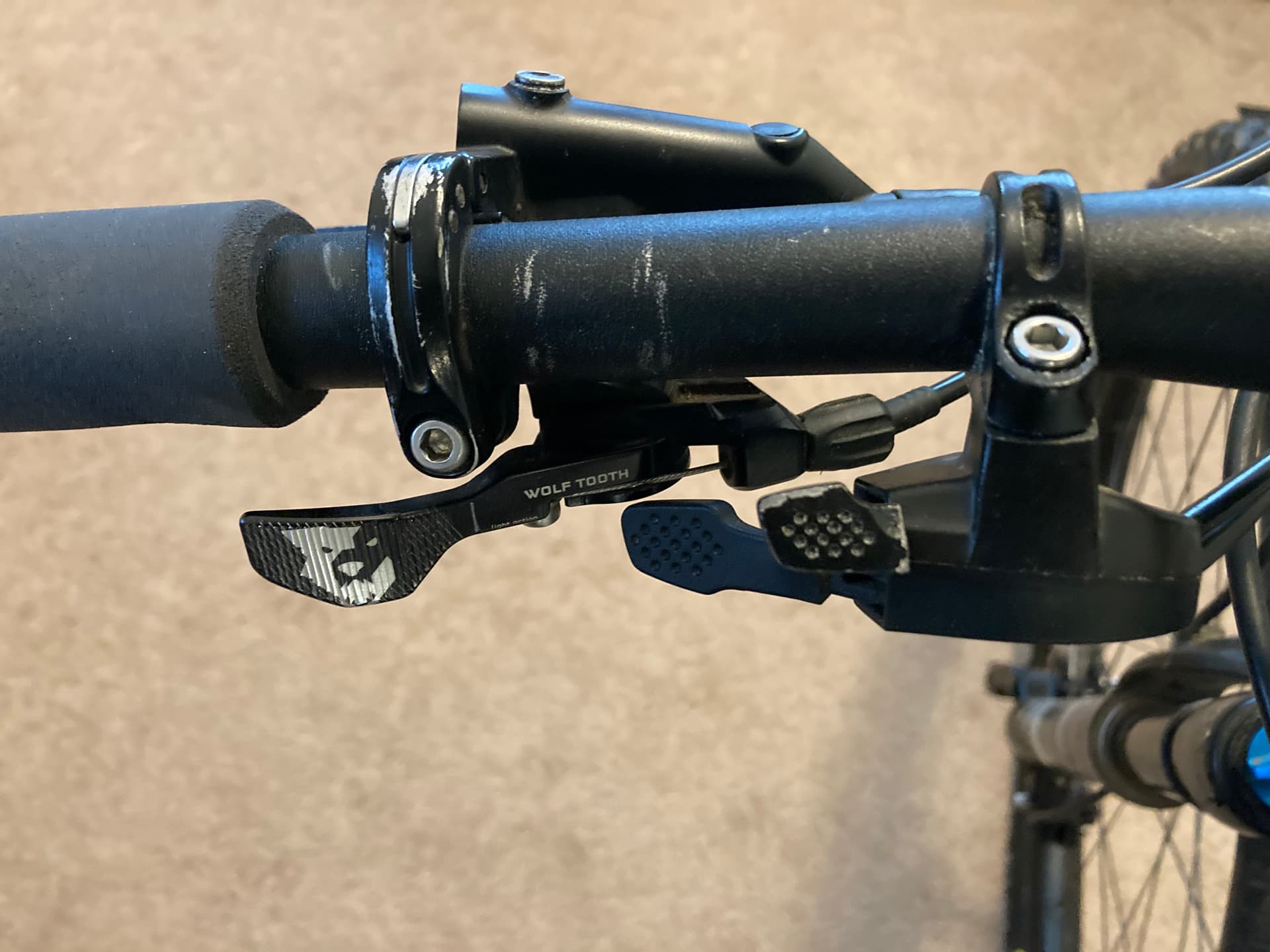 Remote Lockout with Dropper Setup Equipment TrainerRoad