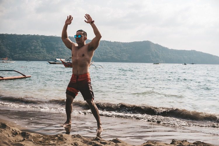 Burpees Ultimate Guide On the Exercise We Love to Hate TrainHeroic