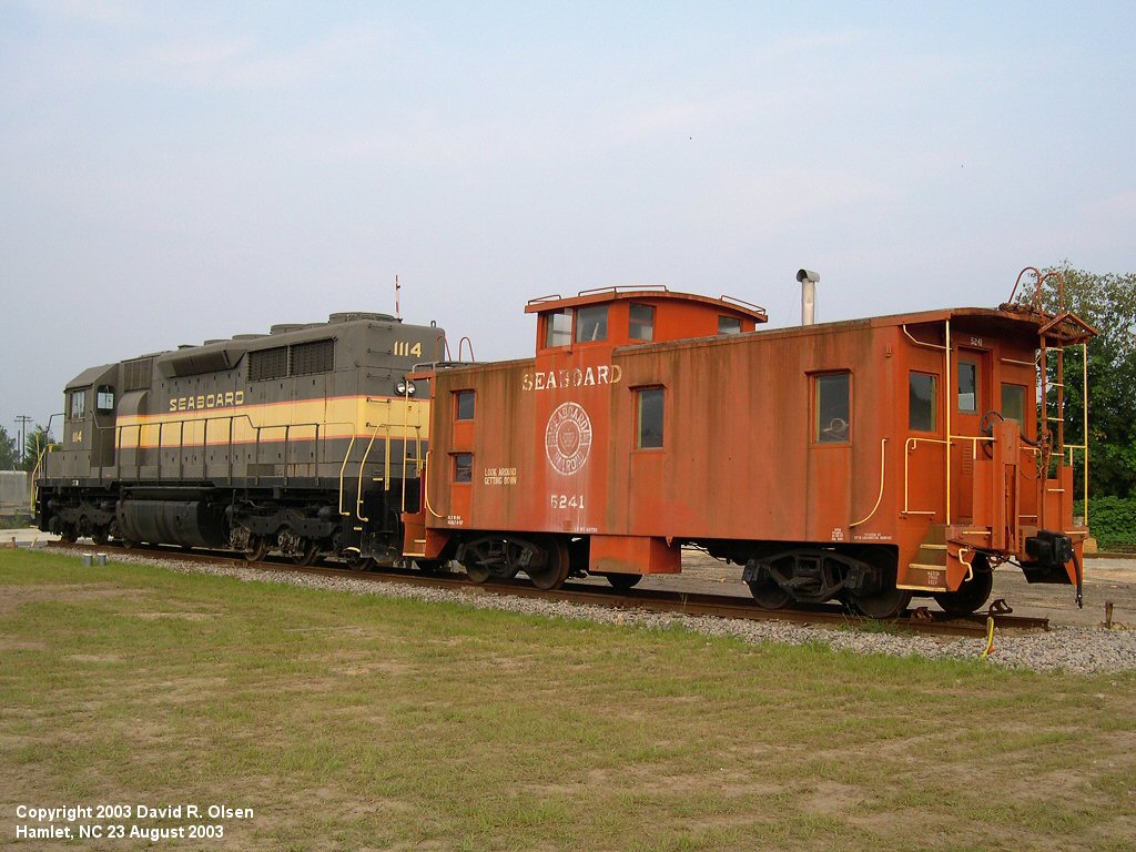 Seaboard Caboose 5241