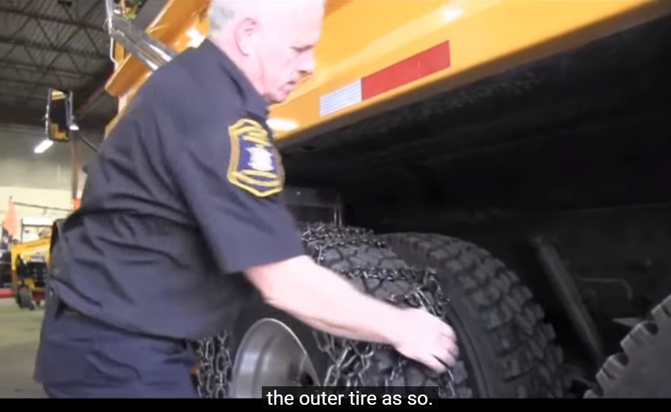 Chaining Up your Winter Tires TranBC