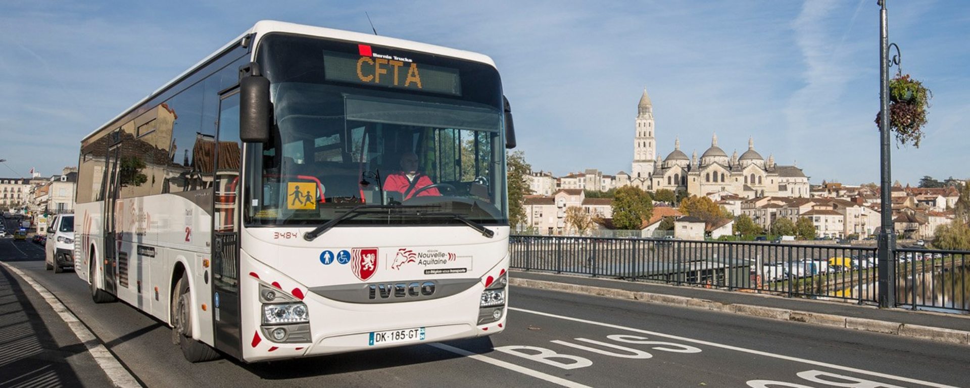 Exploitation des lignes régulières régionales en Dordogne par Transdev