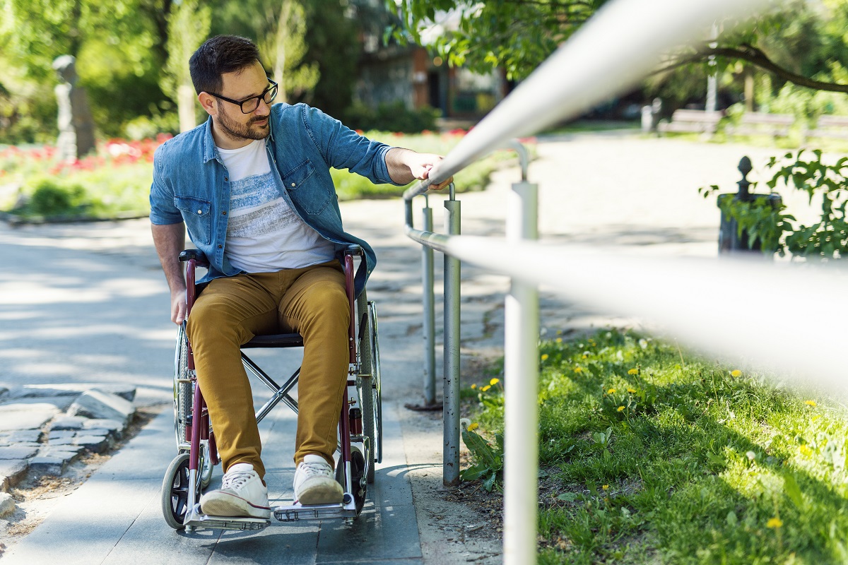 Top 5 Benefits of Having a Wheelchair Ramp Transfer Master
