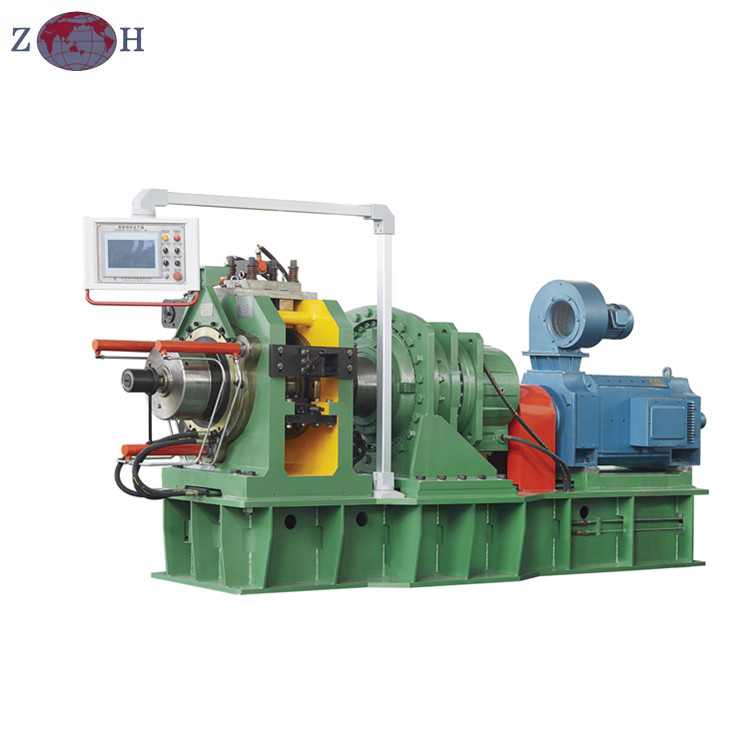 Continuous extruding machine