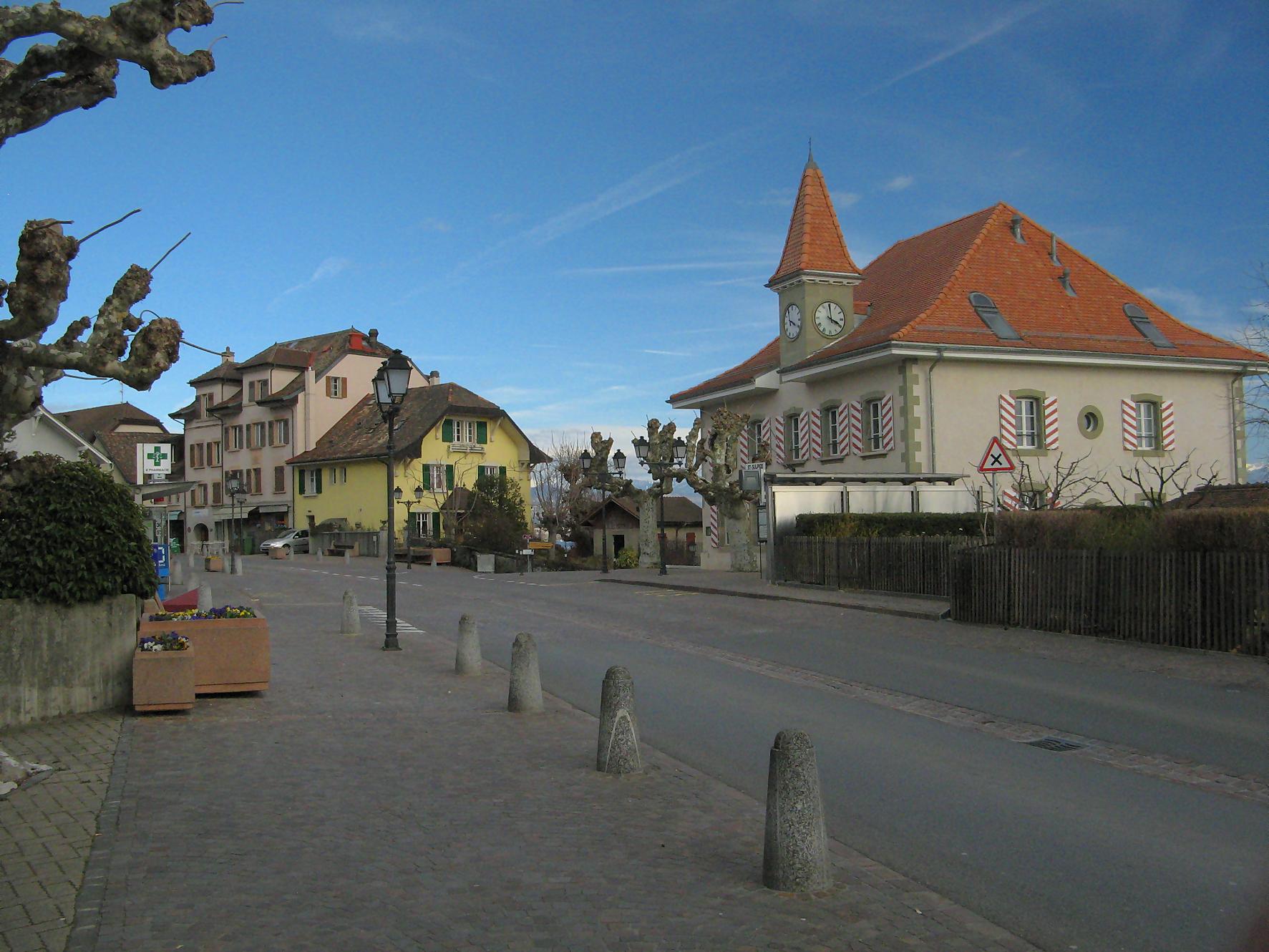 Randonnée à SaintSulpice, Vaud. Débarcadère et plage du Pélican