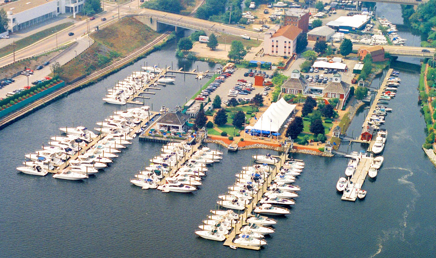 The Marina at American Wharf AP190822
