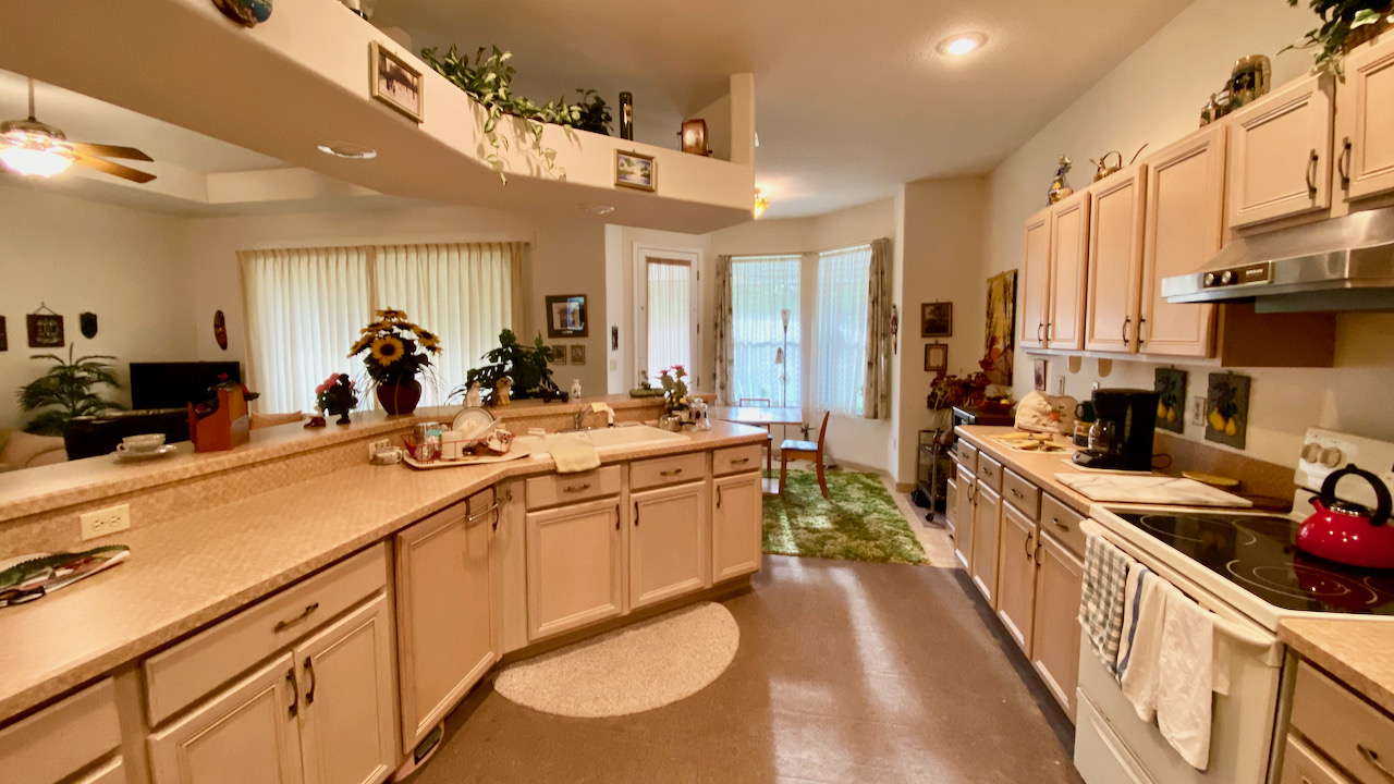 SOLD at auction 3BR/2BA on 1± AC in Pine Ridge Beverly Hills, FL