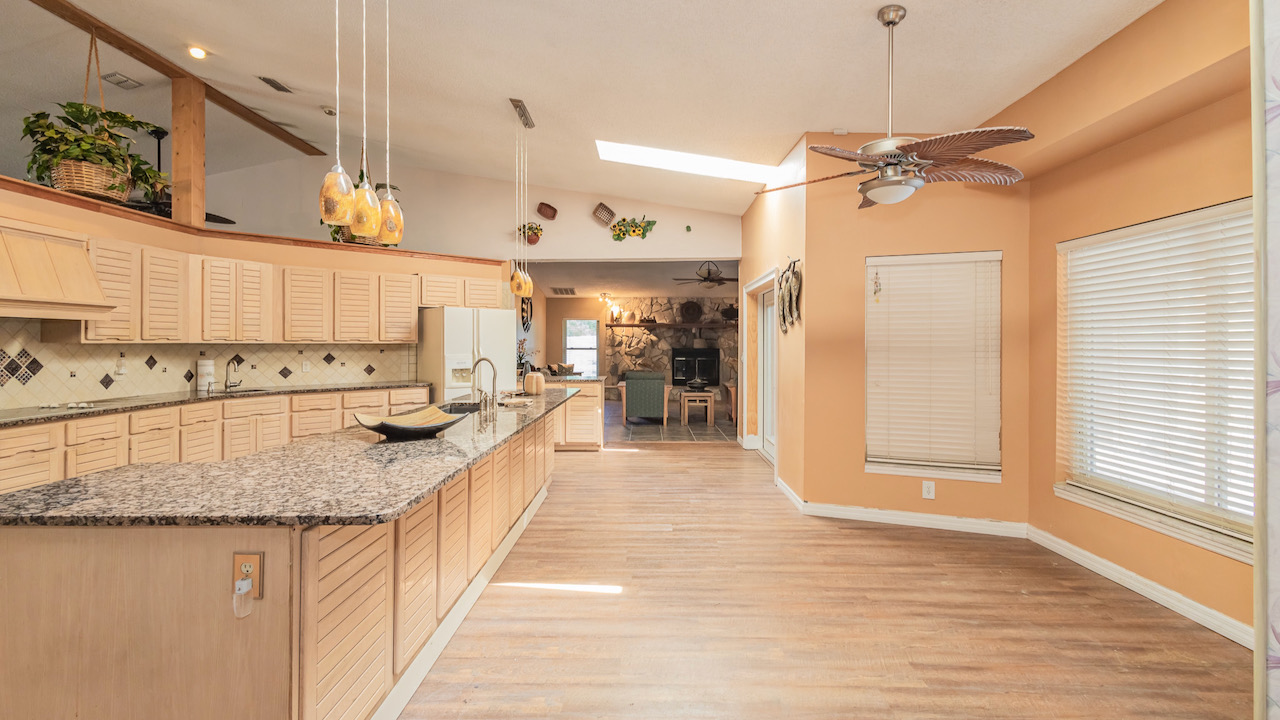 SOLD at auction Large 6BR/4BA Pool Home in River Country Estates