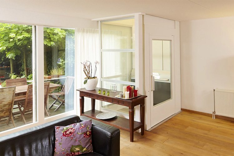 Lift in huis prijs Kosten en Tips voor kopen van een huislift 2021