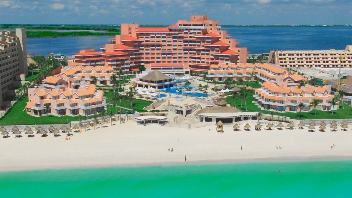 Allinclusive luxury Omni Cancun Hotel and Villas for 262 The
