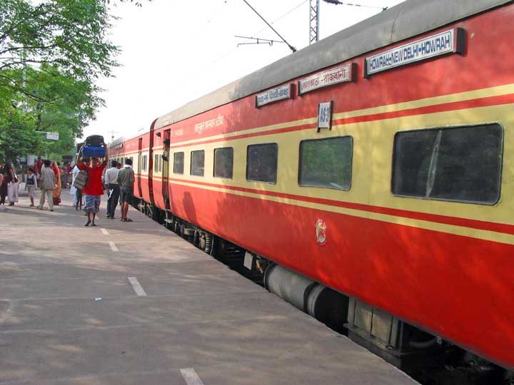Howrah Rajdhani Express 12301