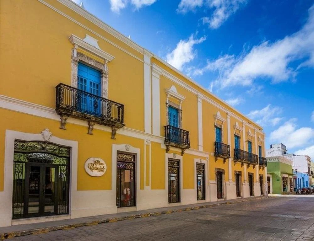 Plaza Colonial Campeche Mexico