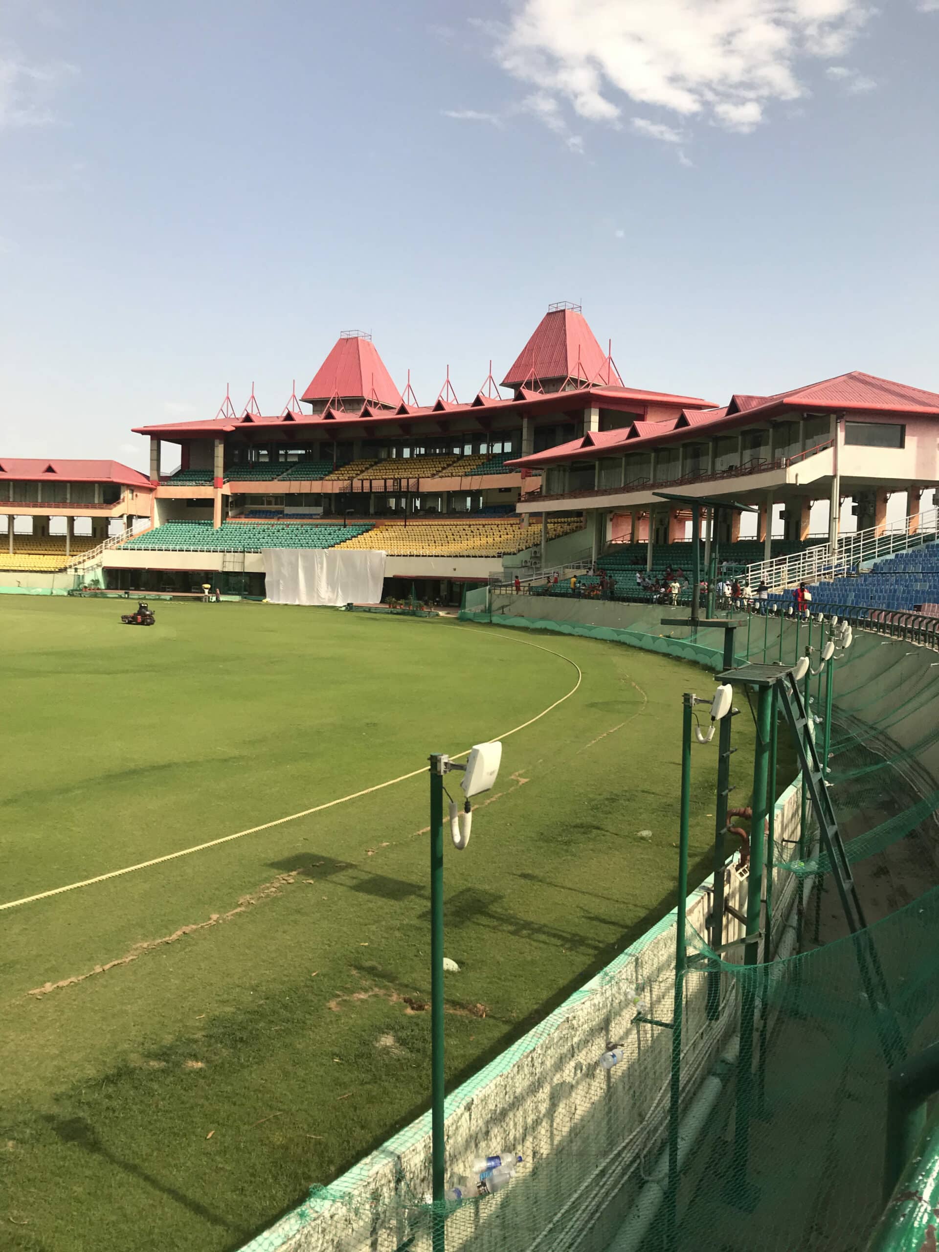 Exploring the tea garden in Dharamshala Traxplorio