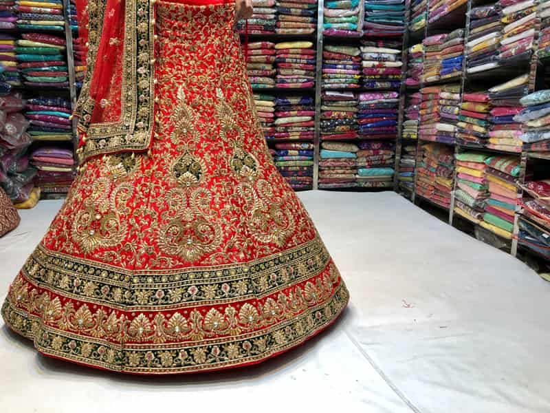 10 Best Wholesale Cloth Markets in Delhi for Any Occasion Treebo Blog