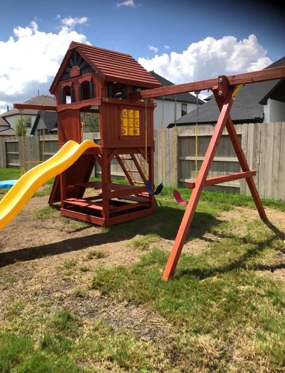 Home Treefrogs Swingsets