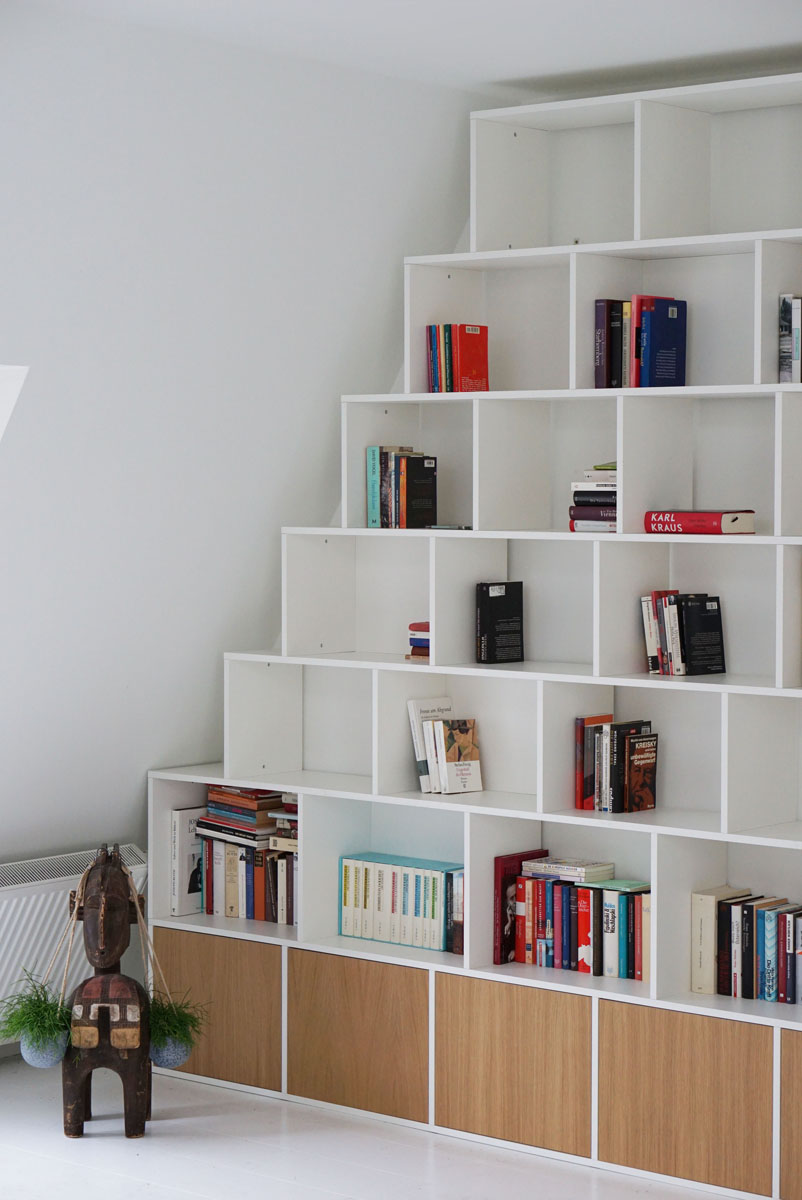 Boekenkast Onder Schuine Wand - Treespoke