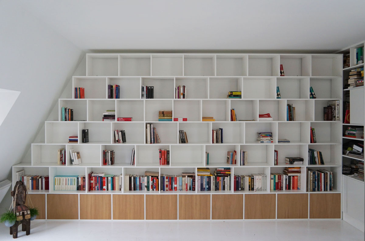 Boekenkast Onder Schuine Wand - Treespoke