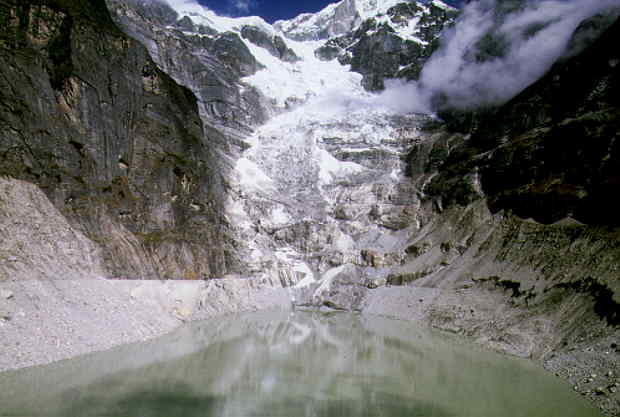 Sabai Tsho glacial lake outburst flood moraine dam breakthrough disaster