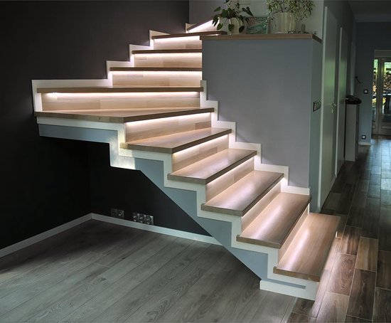 Beste Trapverlichting 2022 - Bekijk De Top 5! - Tresna.nl