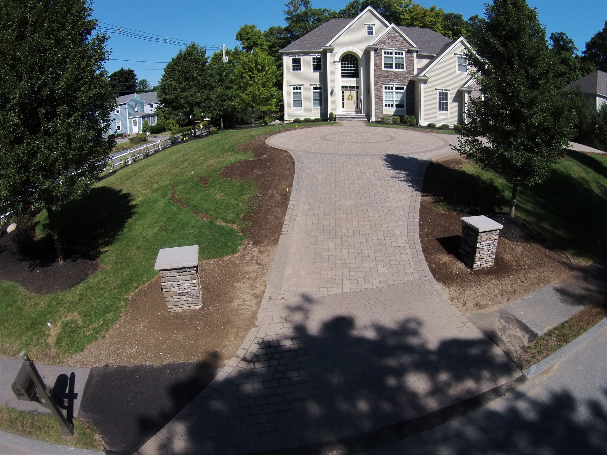 9 Driveway Pillars to Make Your Home Stand Out