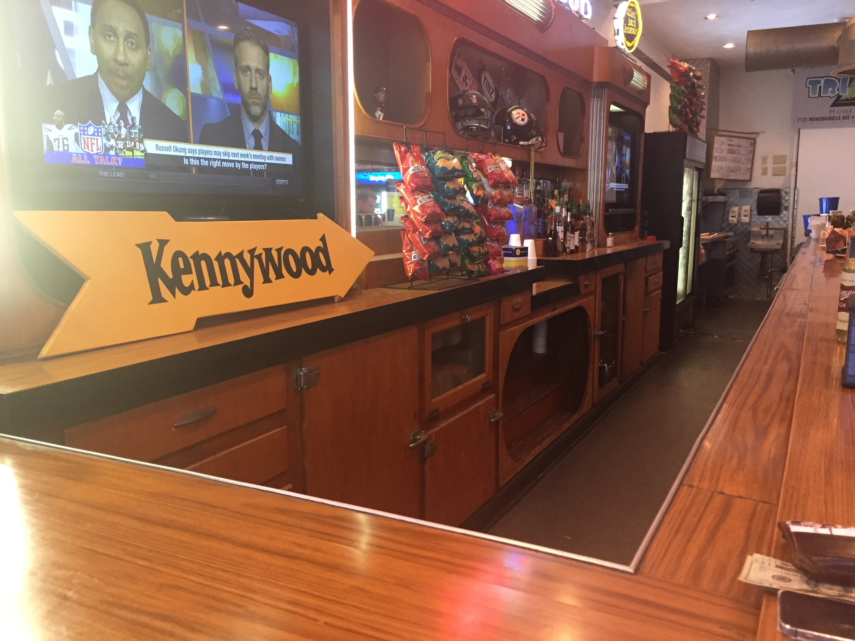 Triangle Bar & Grill Home Of The Battleship