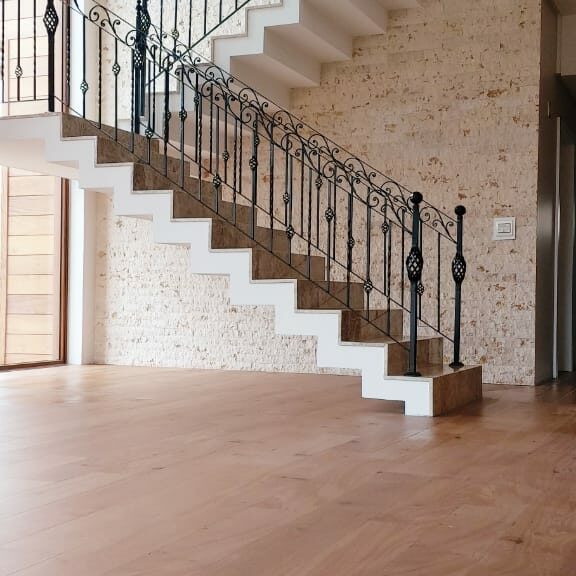 Amazon Oak Triângulo