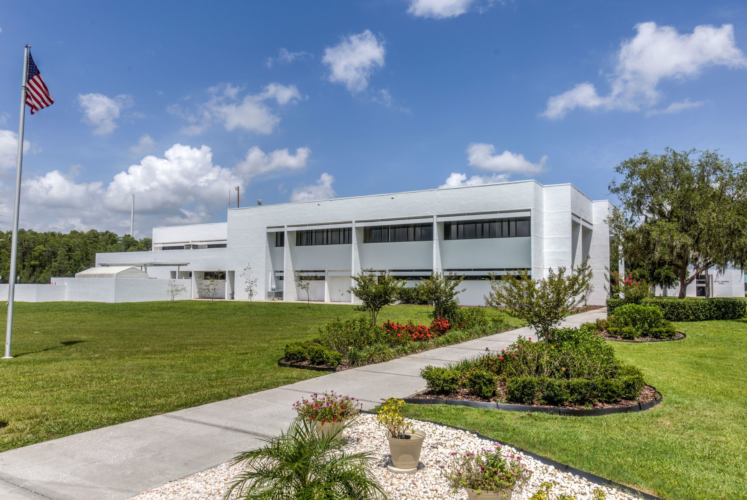 Spring Schedule & Booklist Trinity College Spring Schedule & Booklist Trinity College