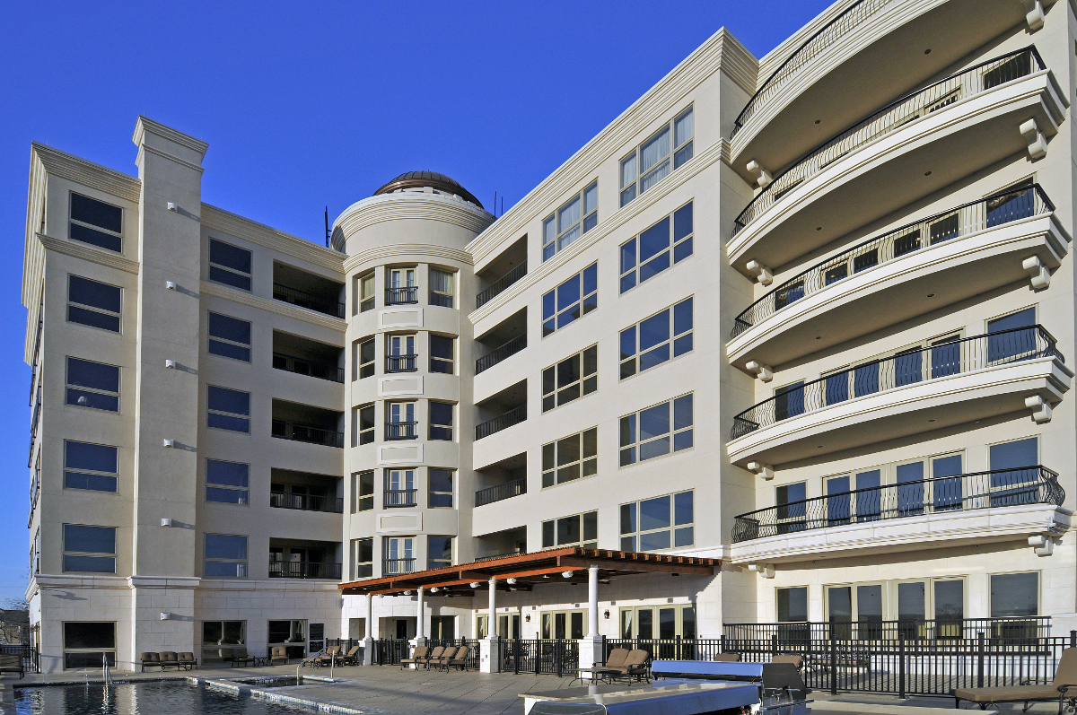 Villa de Leon Trinity Wall Systems