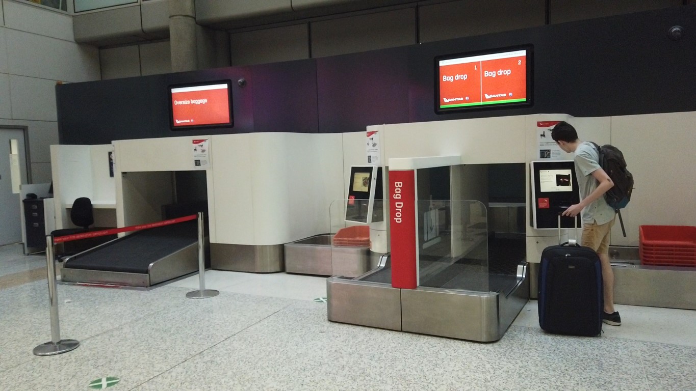 Flight Review Qantas QF752 Brisbane to Townsville tripAtrek Travel