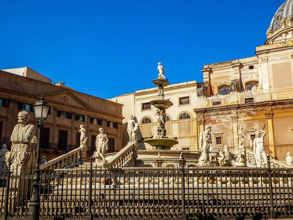 Best Places to Visit in October Tripelle