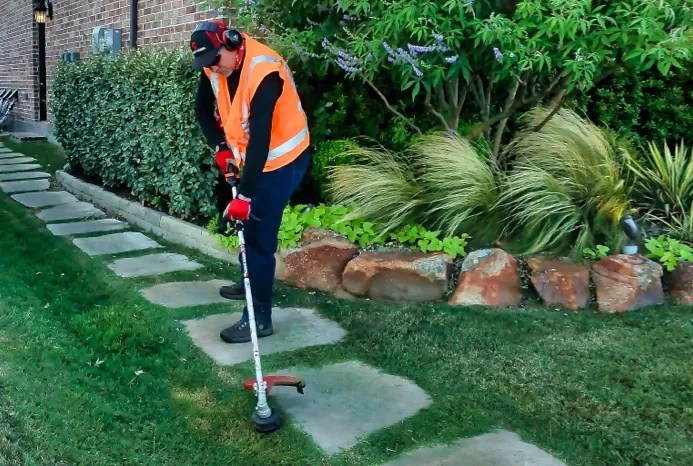 Maruyama B300L Turbo Loop Trimmer – Triple C Sales & Service