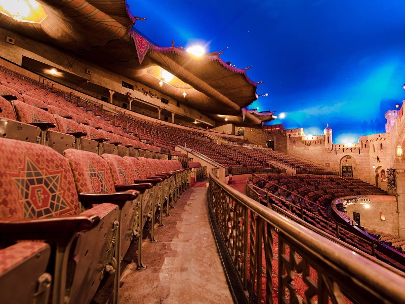 9 Best Live Music Venues in Trips To Discover