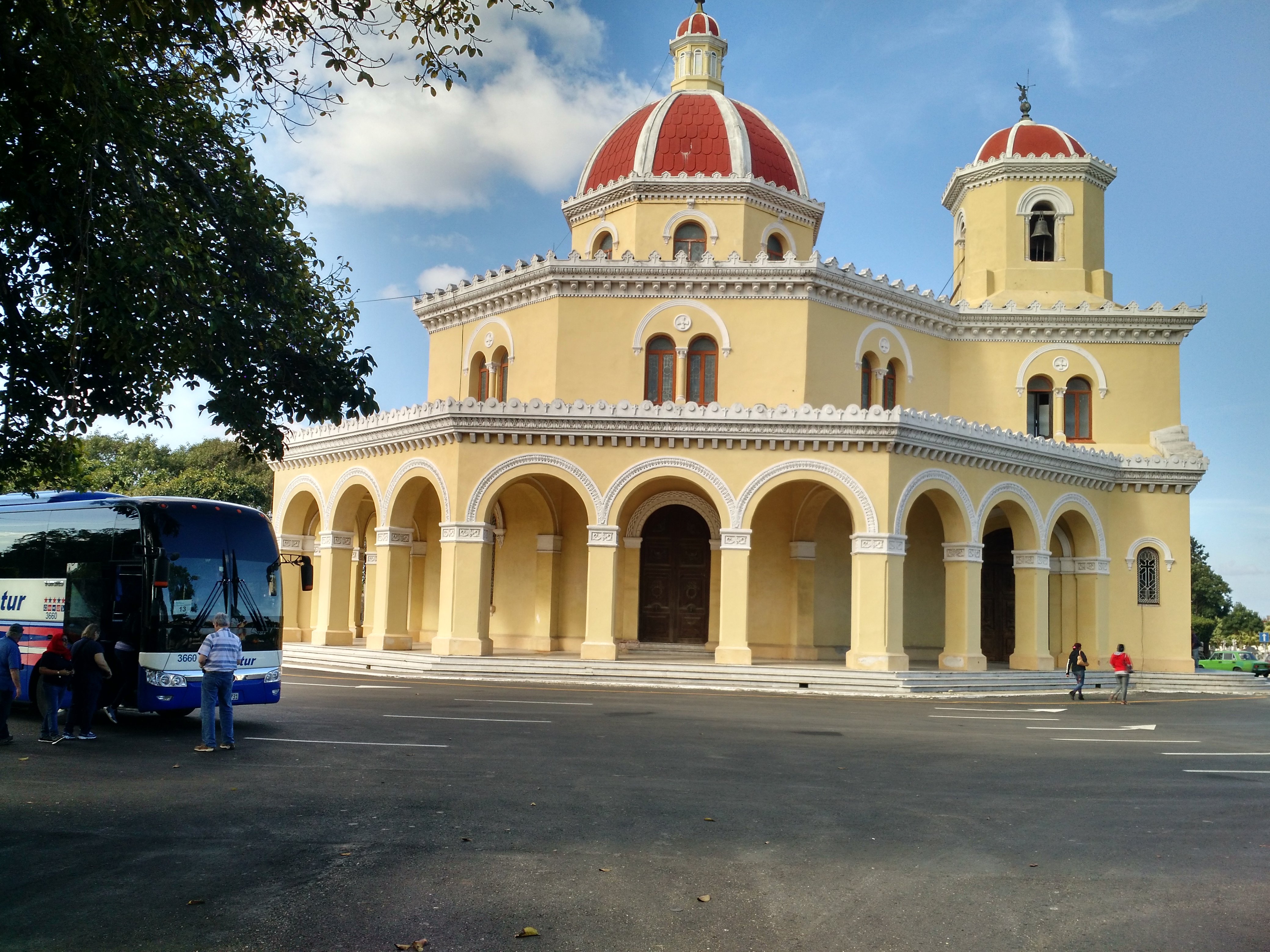 Colon Cemetery Chapel One of the Most Iconic in Havana