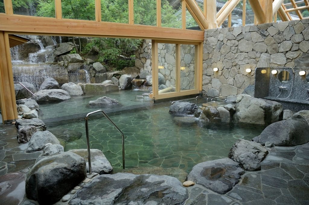 Japan Onsen or Sento? What the Right Choice?