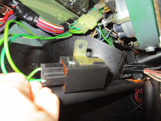 Original mounting of flasher relay Spitfire 1500 : Spitfire & GT6 Forum