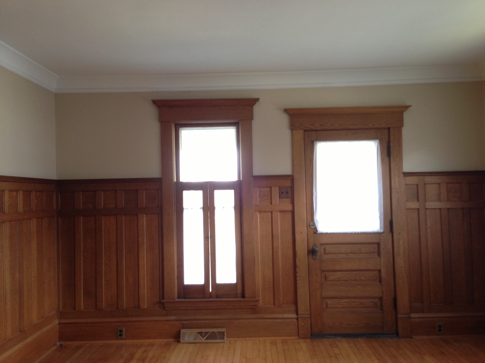 Refinish Woodwork and Interior painting Triumph Painting