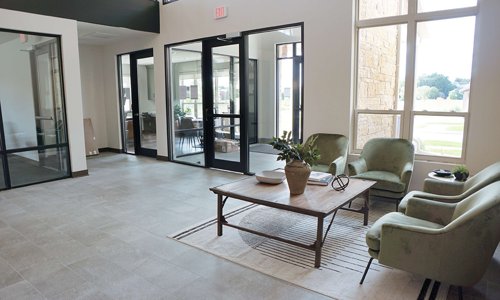 Lobby (10) T.R. McKenzie Apartments