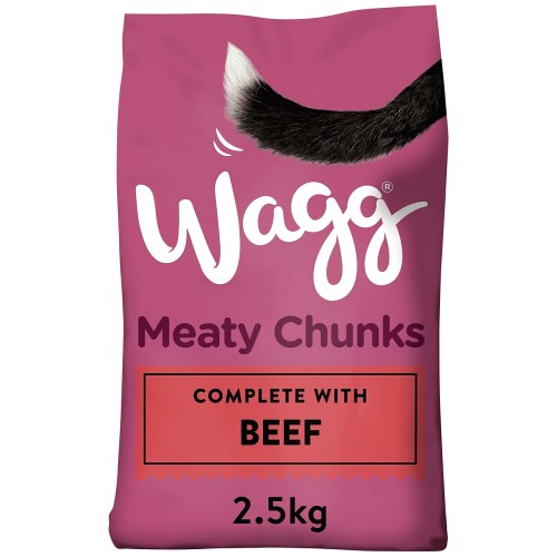 Wagg Meaty Chunks Complete with Beef Dry Dog Food Wagg Moist Meaty Chunks Beef Dry Adult Dog