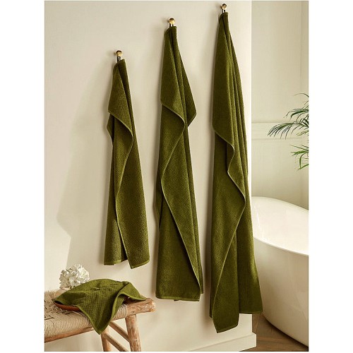 At Home with Stacey Solomon Green Popcorn Textured Bath Towel 70x130