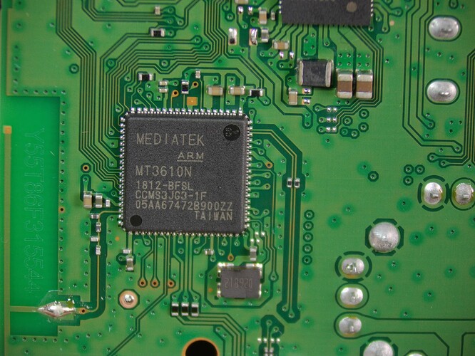 PS4 controller blinking red light won't charge, won't turn off PS4