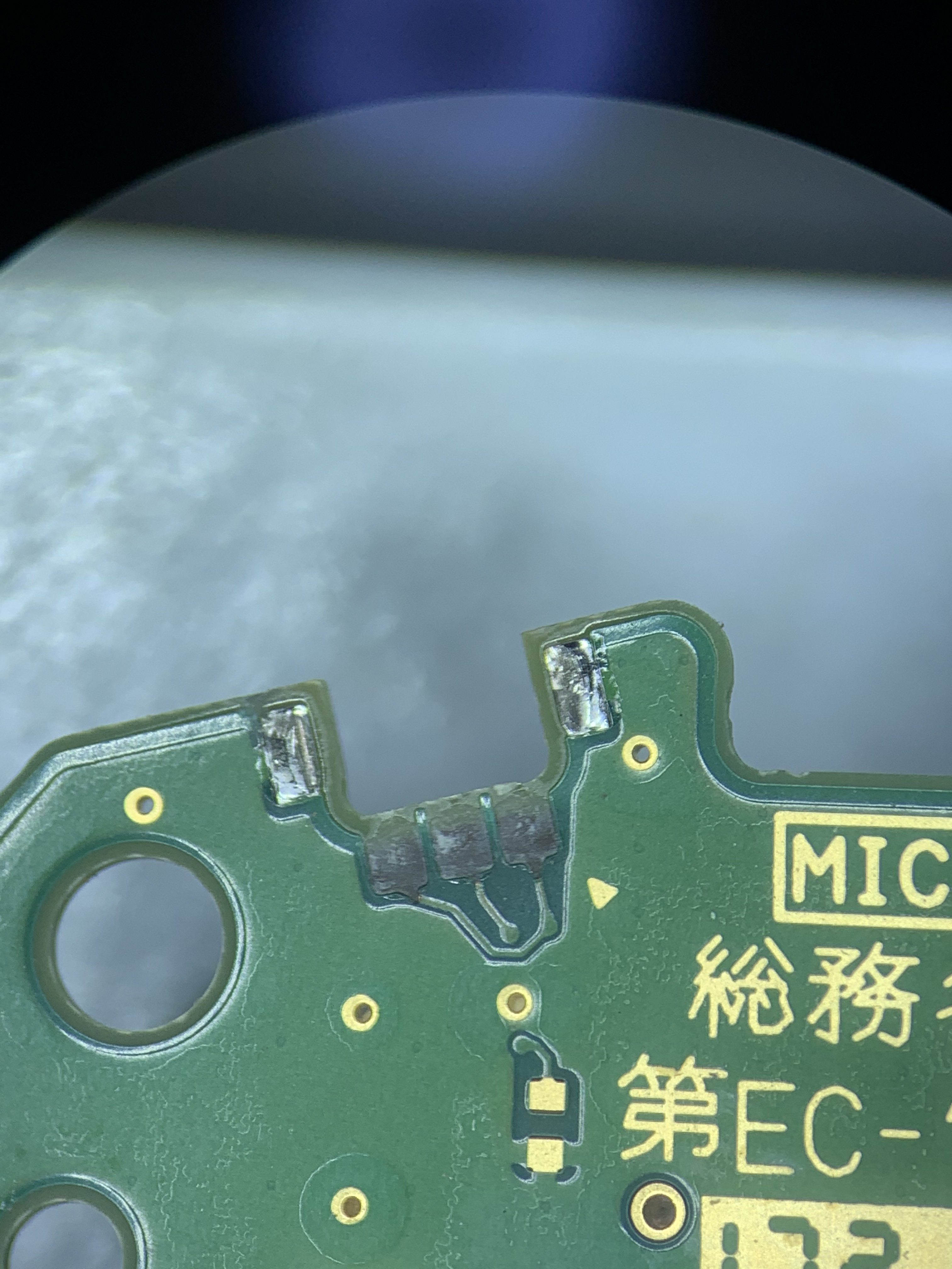 Right Joycon R button repair Nintendo Switch TronicsFix