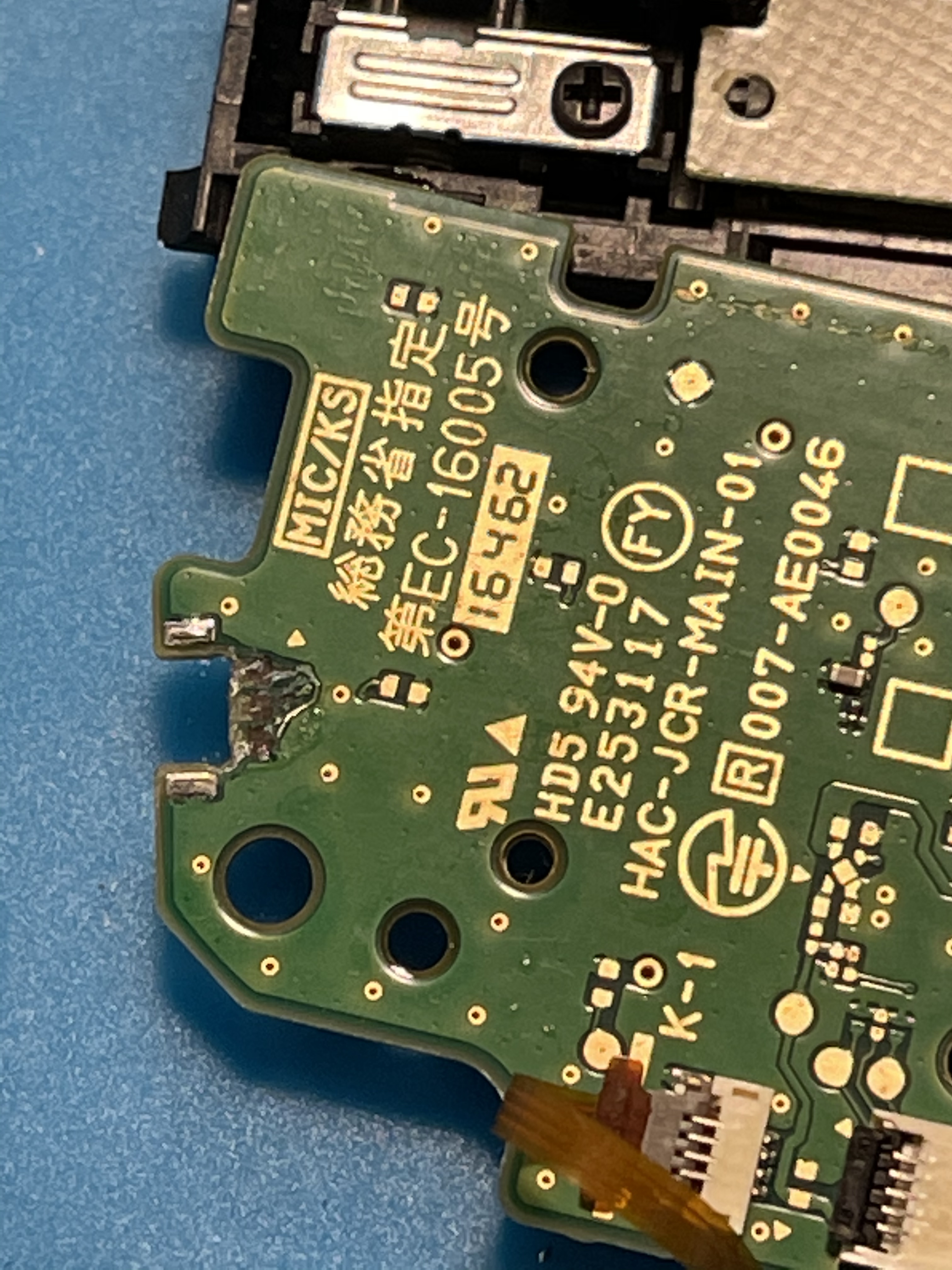 Right Joycon R button Jumper Wires Nintendo Switch TronicsFix