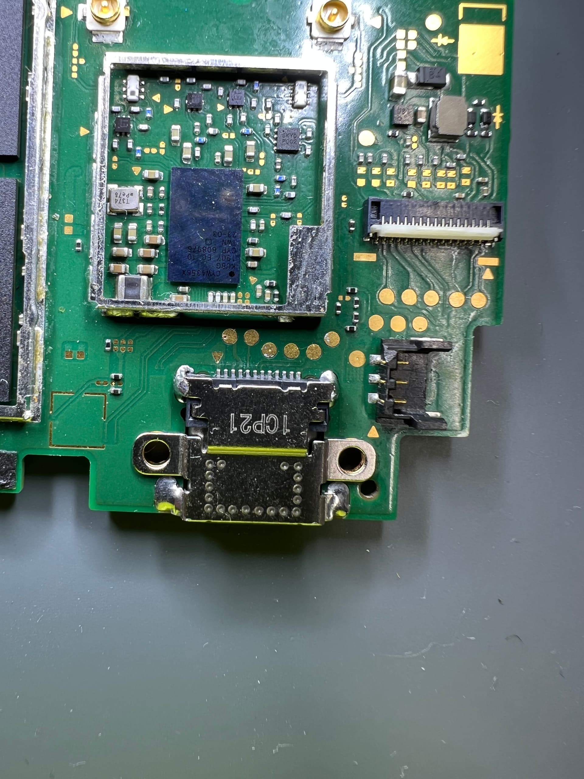 Nintendo Switch Lite Battery Drain & Heat by 2 Big ICs (Prior repairs