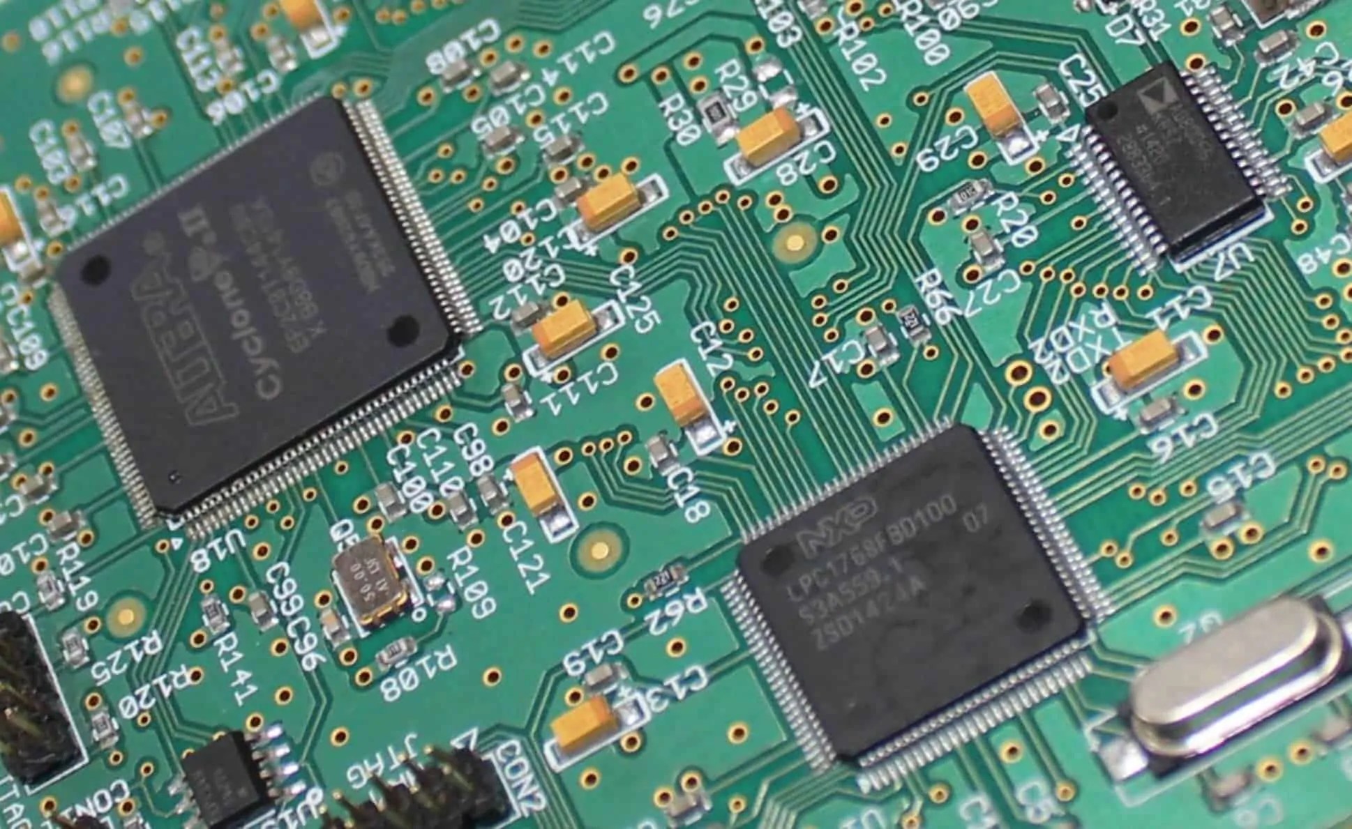 FPGA Vs Microcontroller When to Use What? TronicsZone