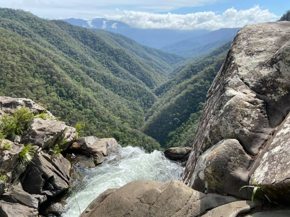 Condolences after woman slips and dies at FNQ waterfall