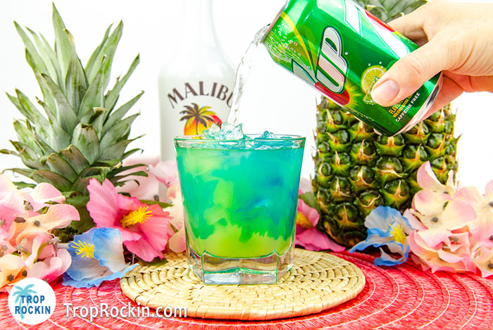 Electric Smurf Drink (Coconut Rum YUM!) Trop Rockin