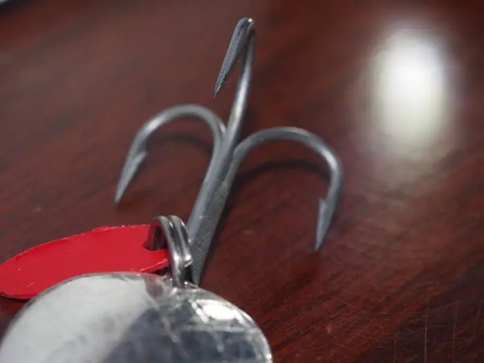 Single Hooks vs. Treble Hooks Barb vs. Barbless A Comprehensive