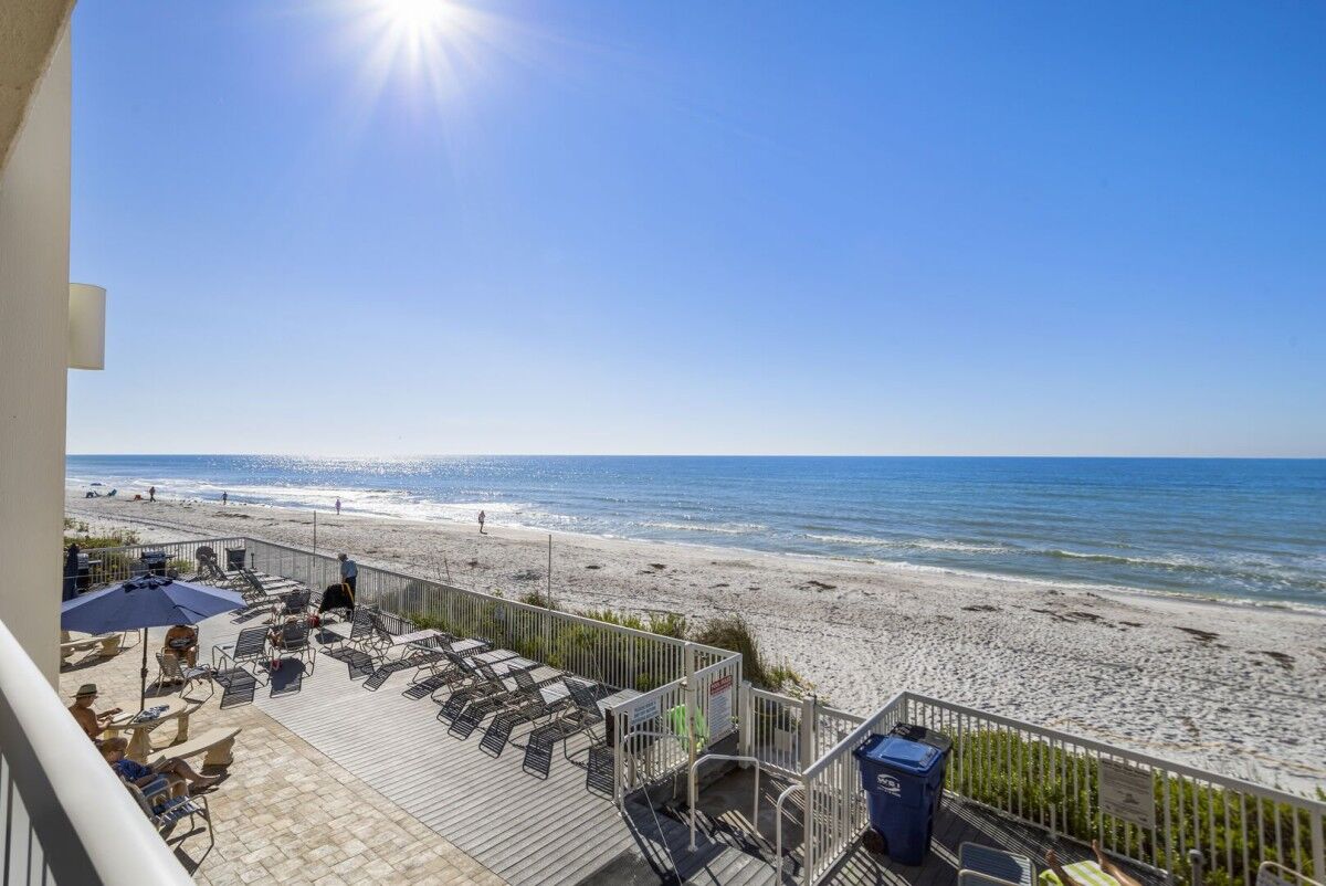 The Best OneBedroom Indian Rocks Condo Rentals Perfect For A Couples